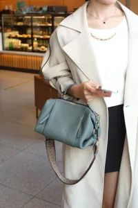 Genuine Leather Top Handle Crossbody Bag Casual Women Shoulder Bag Elegant Daily Purse