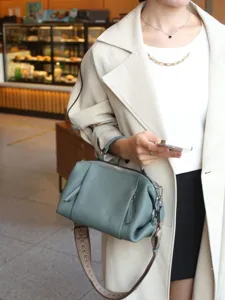 Genuine leather shoulder bag casual crossbody bag top layer cowhide handbag for women daily use