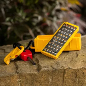 Outdoor survival emergency flint fire starter set with portable mini tool box for camping travel