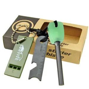 Kit di sopravvivenza all'aperto con acciarino in magnesio, raschietto e fischietto.