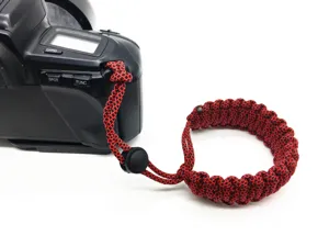 Χειροποίητο λουράκι καρπού κάμερας paracord, κόκκινο μαύρο 550 αντικραδασμικό για DSLR