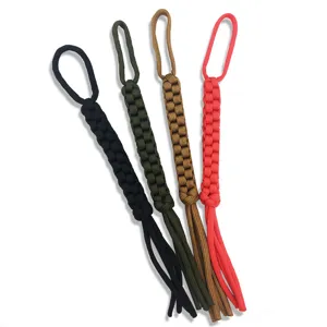 Longe de couteau paracorde vue detaillee, quatre couleurs, accessoire de camping resistant.