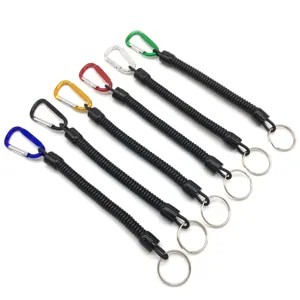 Vista detallada de cordones de resorte con mosquetón de color, cuerdas de seguridad duraderas.