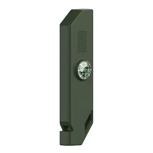 Outil de survie multifonctionnel d'extérieur vert avec boussole et sifflet intégrés.