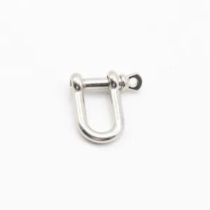 Dettaglio maniglione in metallo per braccialetto paracord accessorio ferramenta sopravvivenza