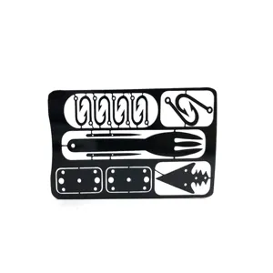Outdoor survival viskaart multi-tool, draagbare metalen uitrusting met haken, vork en speerpunt.