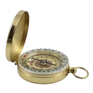 Rétro Style Montre de Poche Boussole en Cuivre Portable Multifonctionnel Lumineux Boussole de Navigation Pour Randonnée en Plein Air