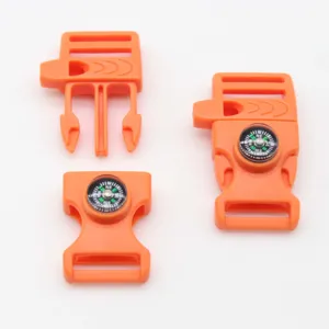 Kunststof steekgesp met fluit en kompas voor paracord armband uitrusting details