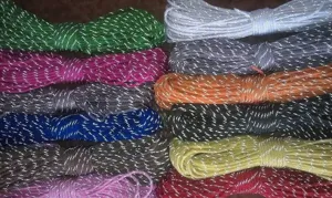 Reflecterend 7-core nylon survival touw voor buiten kamperen wandelen nooduitrusting uitrusting.