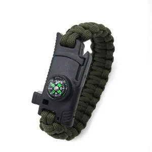 Braccialetto di sopravvivenza tattico in paracord da esterno con bussola e fischietto.