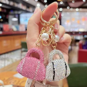 Luxury Alloy Pave Rhinestone Handbag Keychain Glitter Crystal Mini Purse Bag Car Key Ring Charm With Artificial Pearl Pendant Gift For Women