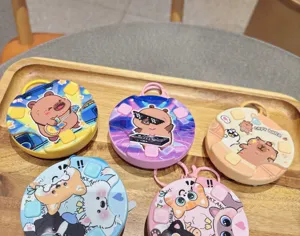 Süßes Capybara und Tier Tanzspielmaschine Spielzeug Schlüsselanhänger, kreativer Anhänger.
