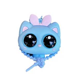 Simpatico gatto blu in silicone occhi pop-up portachiavi giocattolo di decompressione
