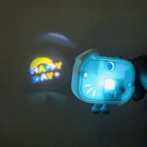 Mini Cartoon Projektion Schlüsselanhänger süße Katze leuchtendes Spielzeug Taschenanhänger