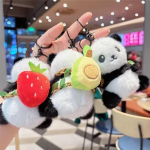 Simpatico portachiavi in peluche panda con zaino di frutta, ciondolo per borsa di animale.