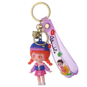Schattige PVC pop sleutelhanger met trendy anime meisje en paarse lanyard voor tas.