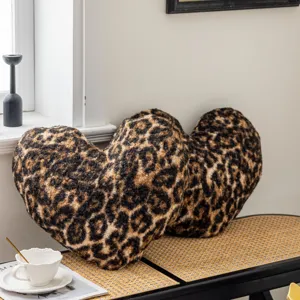 Leopard print fleece heart pillow case, soft double-sided plush decorative cushion for sofa.