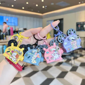 Schattige cartoon dier handzwengel projector speelgoed sleutelhanger rugzak hanger