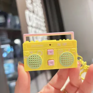 Μίνι ρετρό vintage boombox μπρελόκ χαριτωμένο κασσετόφωνο τσάντα κρεμαστό κίτρινο δώρο