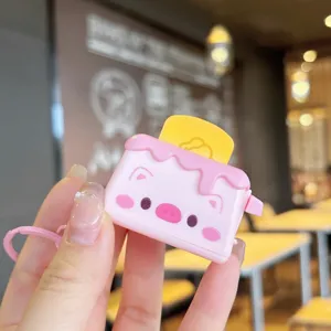 Mignon porte-clés grille-pain rose pendentif de sac vue détaillée bel accessoire.