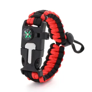 Bracelet de survie tactique en paracorde avec boussole et boucle multifonctionnelle.