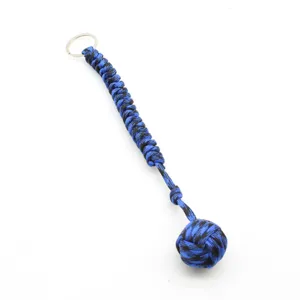 Porte-clés en paracorde bleu et noir avec nœud poing de singe tissé et anneau pour activite.