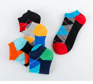 Chaussettes courtes en coton à motif argyle coloré pour hommes, chaussettes de sport respirantes.