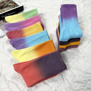 Women gradient mid tube socks colorful dip dye casual streetwear skateboard hosiery 1pair
