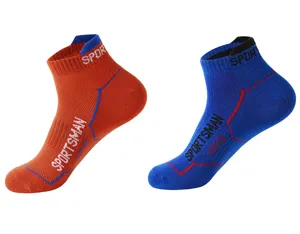 Breathable athletic mesh short socks for men, comfortable running socks, summer sportswear.