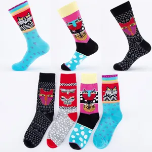 Heren Casual Katoenen Socken Abstrakt Kat Vlinder Patroon Vier Seizoenen Crew Socken Ademende Mode Beenmode
