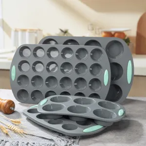 Vue détaillée du moule à gâteau en silicone, plaque à muffins résistante à la chaleur.