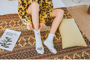 Gemütliche dicke Damen Korallenfleece Hausschuhe Socken, süße Katzenpfote Plüsch Schlafstrümpfe.