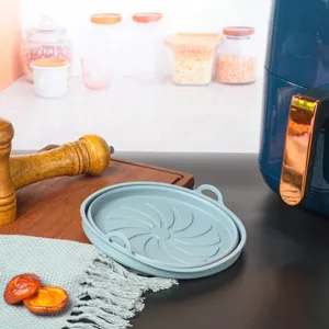Falzbare Silikon Heissluftfraitteuse Matte, graue runde Antihaft Backform mit Grifffen.