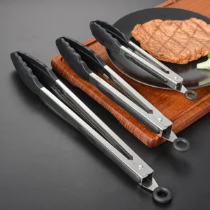 Pinza da cucina in acciaio inox con estremità in silicone per cottura, barbecue e forno.