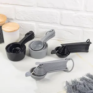 Ensemble de cuillères à mesurer en plastique pour la cuisine et la pâtisserie outil.