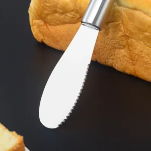 Edelstahl Butterstreichmesser mit gezahnter Klinge fur Brot Toast Kase Backwerkzeug.