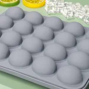 Close-up details of the 20-hole round silicone ice cube tray and baking mold showcasing texture.