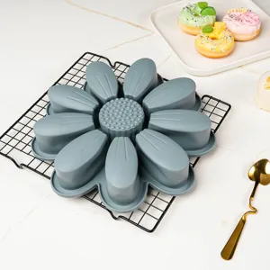 Graue Silikon Sonnenblumen Kuchenform, Blumen Backform für DIY Desserts und Hausgemachte Gebäcke.