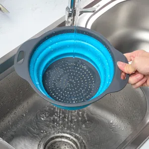 Panier d'égouttage pliable en plastique, passoire multifonctionnelle pour laver les légumes.
