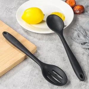 Ensemble de cuillères de cuisine en silicone, ustensiles résistants à la chaleur pour cuisiner.