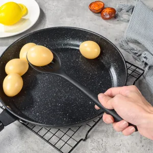 Cuillère écumoire en silicone ustensile de cuisine résistant antiadhésif pratique.