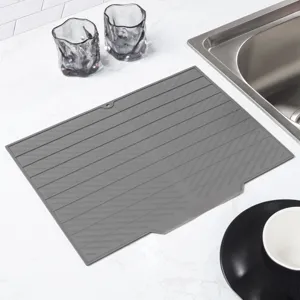 Graue Silikon Abtropfmatte für Küchenarbeitsplatte, rutschfeste hitzebeständige Geschirrmatte.