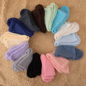 Winter dicke Korallenfleece Socken Set, weiche warme flauschige Haussocken für Damen Alltag.