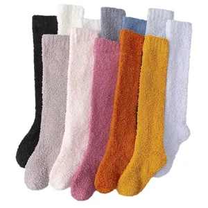 Calcetines largos de felpa coral gruesa para mujer, calcetines de dormir de invierno, suaves lisos