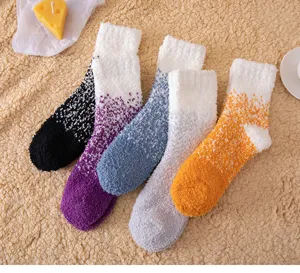 Winter coral fleece gradient mid-tube socks, cozy thickened warm sleep socks for women.