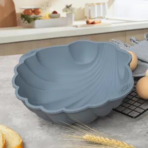 Grand moule à gâteau en silicone en forme de coquillage pour pâtisserie mousse cuisine maison.