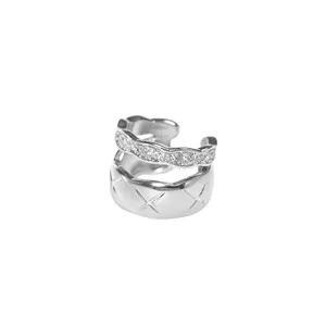 Silver double layer ear cuff non-pierced diamond wavy band quilted pattern trendy jewelry