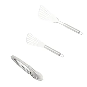 Ensemble de spatules à poisson et pinces de cuisine en acier inoxydable pour cuisson.