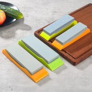 Ensemble de pierre à aiguiser de cuisine double face avec base antidérapante pour couteaux
