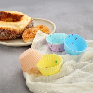 Set di pirottini per cupcake in silicone, stampi per muffin colorati per pasticceria da cucina